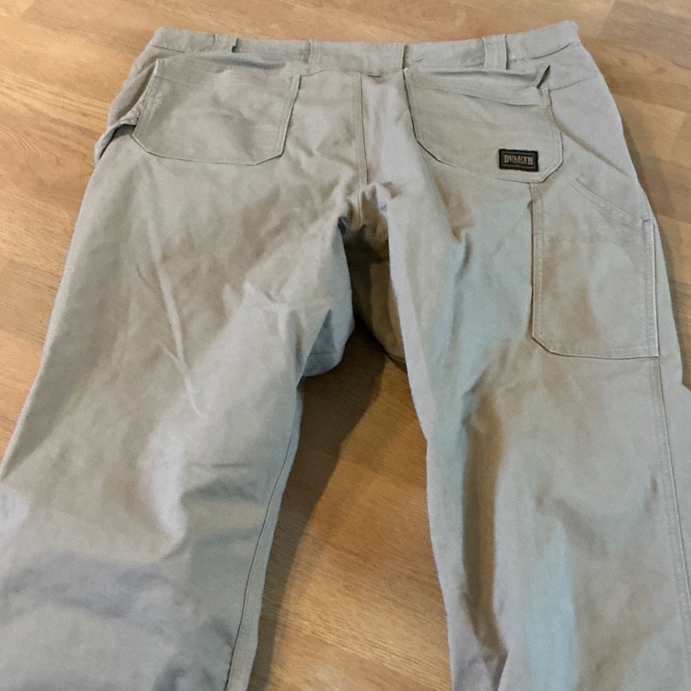 Duluth Trading Co Men's Gray Cargo Pants